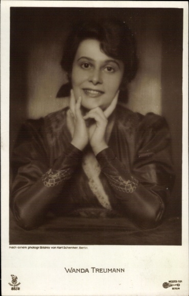 Ak Schauspielerin Wanda Treumann, Portrait