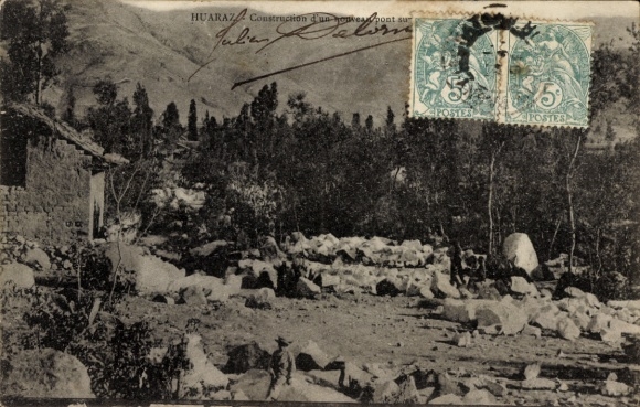 Ansichtkaart Huaraz Peru, berglandschap, ansichtkaartmotief, gebouw, poststempel