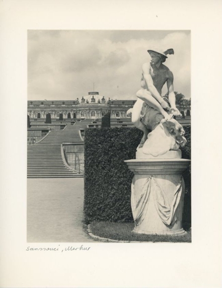 1 beautiful album with 8 photographs of Potsdam, E. Trepte, various black and white views