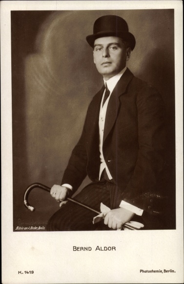 KP Aktor Bernd Aldor, portret, kapelusz, laska, PH K 1419