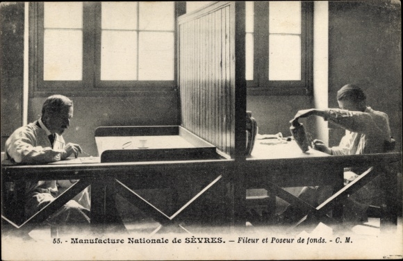 Postcard Sèvres Hauts de Seine, Manufacture Nationale, Spinner and Fundlayer, Porzellanmanufaktur