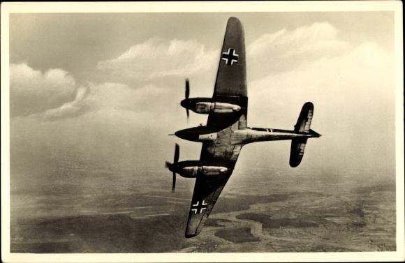 Postcard German Air Force, Focke Wulf Fw 187 AO destroyer, in flight