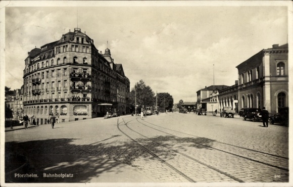 Ak Pforzheim im Schwarzwald, Bahnhofplatz