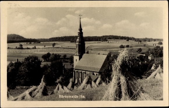 Postcard Bärenwalde Crinitzberg in Saxony, panorama with church, straw