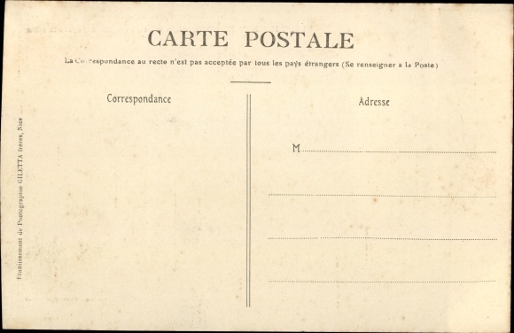 Postcard Villefranche Yonne, The Station and Villas of Malariba