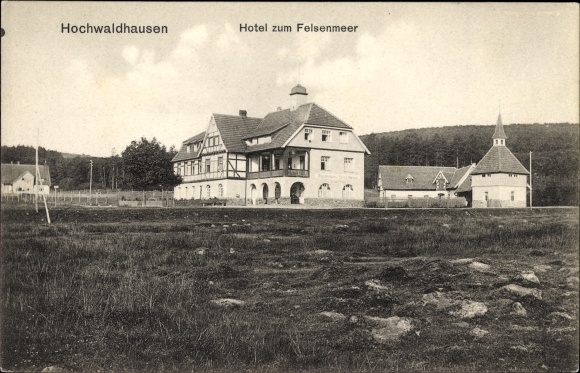Postcard Ilbeshausen Hochwaldhausen Grebenhain in Vogelsbergkreis, Hotel zum Felsenmeer, chapel