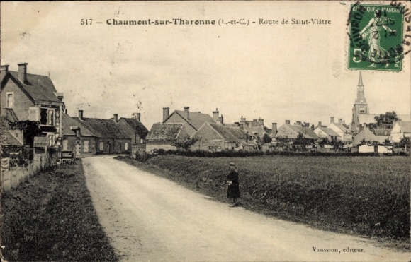 Postcard Chaumont sur Tharonne Loir et Cher, Route de Saint-Viâtre