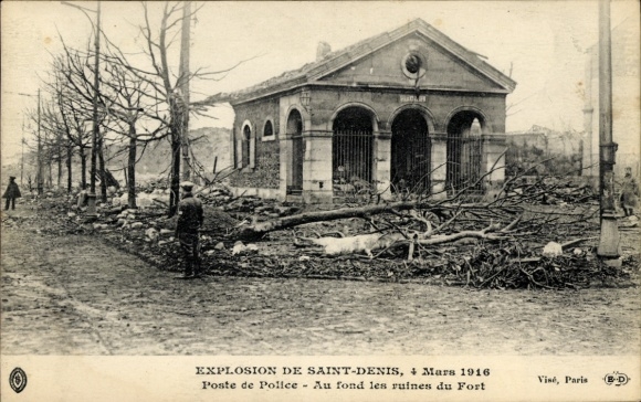 PC Saint Denis, Poste de Police, Au fond les Ruines du Fort, March 4th, 1916