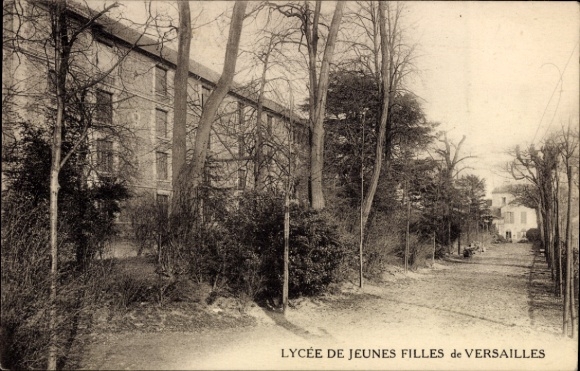 Postcard Versailles Yvelines, Lycée de Jeunes Filles, trees, path, buildings