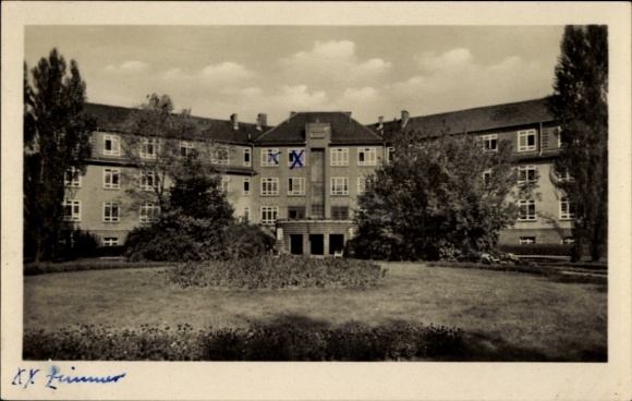 Postcard Bad Wilsnack in the Prignitz, front view of the Goethe House, garden, new building