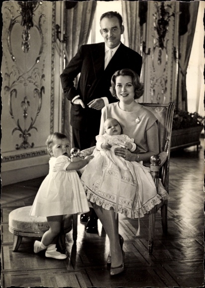 PC Prince Rainier III of Monaco, Grace Kelly, Prince Albert, Princess Caroline