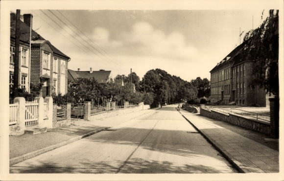 Postcard Oldenburg in Holstein, Schulstraße
