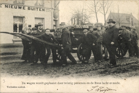 Postcard Wuustwezel Flanders Antwerp, De wagen wordt plaatst door twintig persons