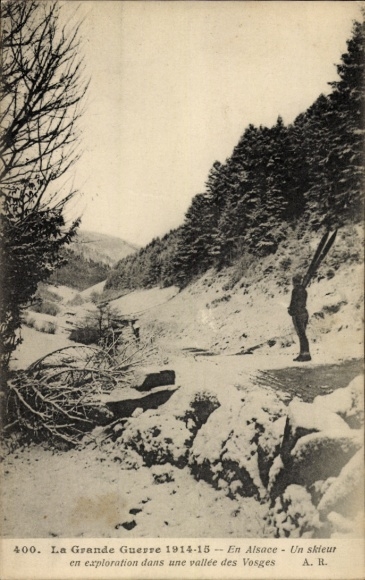 Postcard La Grande Guerre 1914-15, En Alsace, Skier exploring the area, Winter