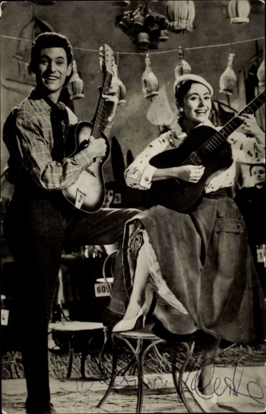 Postcard Actors Caterina Valente and Silvio Francesco, guitars, film scene