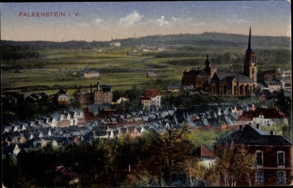 Ak Falkenstein im Vogtland Sachsen, Blick auf den Ort, Kirche