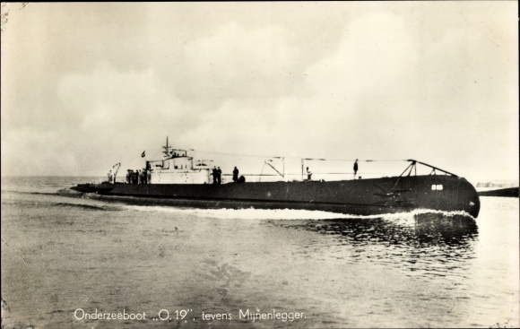Postcard Dutch submarine, O 19, minelayer