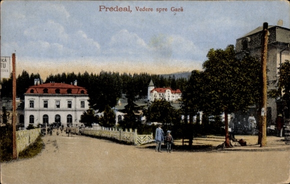 Postcard Predeal Romania, panorama with buildings, trees and people, street view, train station view