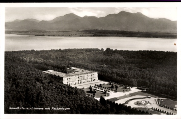 KP Herrenchiemsee Herreninsel Chiemsee Górna Bawaria, zdjęcie lotnicze, zamek, park