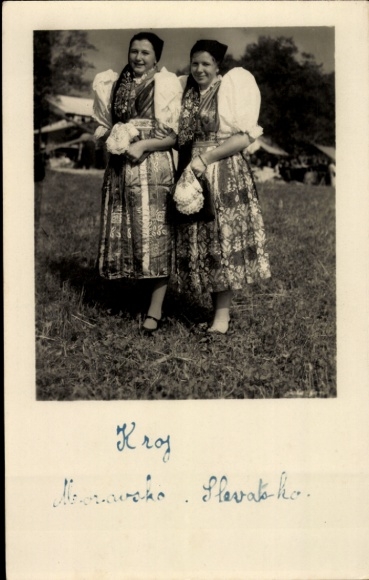 Ak Zwei Frauen in tschechischer Tracht, Portrait