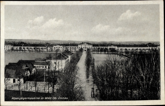 Postcard Wels in Upper Austria, general view of the Alpenjäger barracks, Wehrmacht, 5th Mountain Division