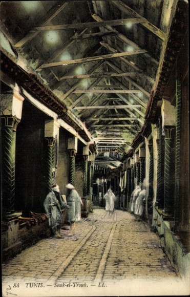 Ak Tunis Tunesien, Souk el Trouk, Blick in eine Ladenstraße