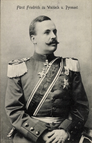 Postcard Prince Friedrich of Waldeck Pyrmont, portrait in uniform