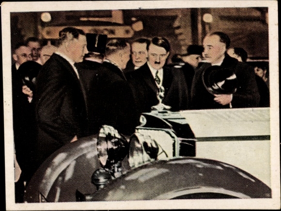 Sammelbild Der Staat der Arbeit und des Friedens, Hitler auf der Automobilausstellung