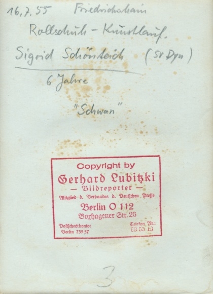Photo Berlin Friedrichshain, roller skating, Sigrid Schönteich, July 16, 1955, SV Dynamo
