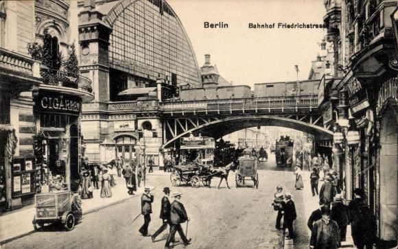 Postcard Berlin Mitte, Friedrichstraße station