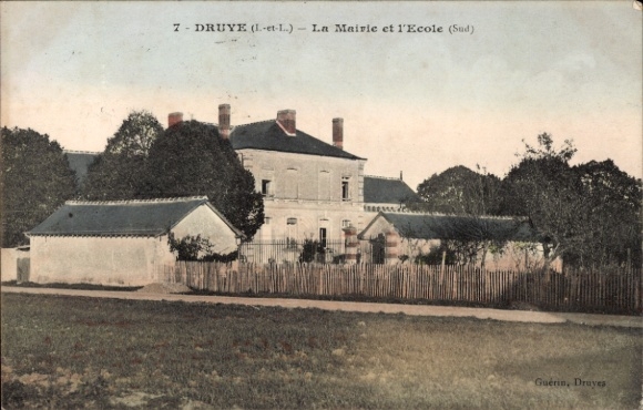 Postcard Druyes Yonne, Mairie, school, building, trees, landscape