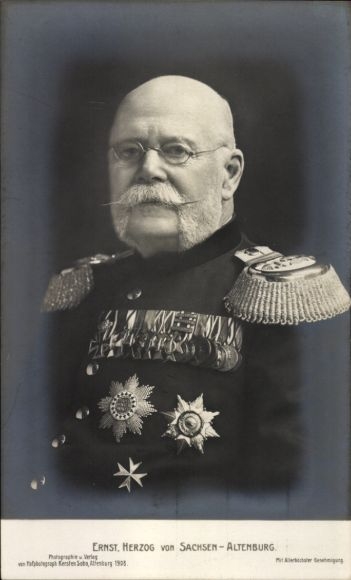 Ak Herzog Ernst von Sachsen Altenburg, Portrait, Uniform, Orden, Brille