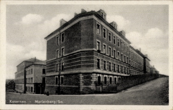 KP Marienberg w Rudawach Saksońskich, widok na koszary, strona ulicy