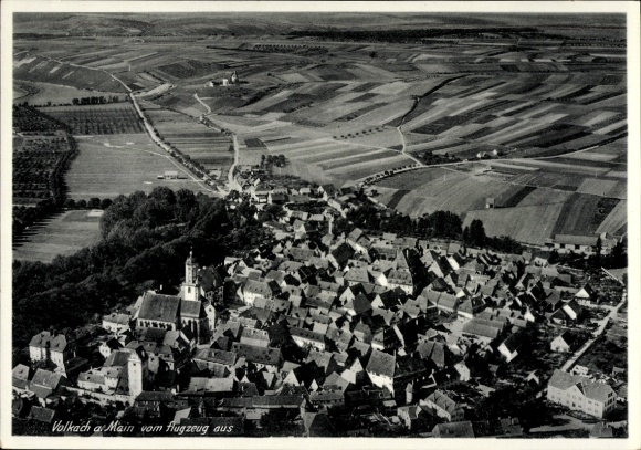 Postcard Volkach am Main Lower Franconia, aerial view of Volkach, wine-growing areas, church, houses