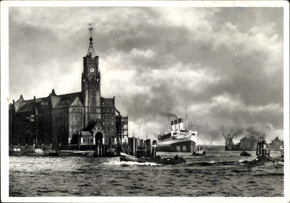Hamburg Altona Neumühlen Oevelgönne, Kehrwiederspitze, Cap Arcona, harbor, ship, clouds, ...