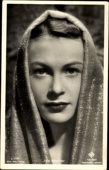 Postcard actress Ilse Werner, portrait with veil, Ufa Film
