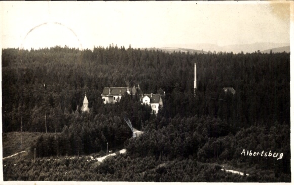 Postcard Albertsberg Auerbach im Vogtland, landscape with forest, buildings, architecture,