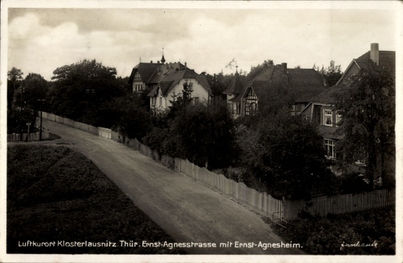 Ak Bad Klosterlausnitz in Thüringen, Luftkurort  Ernst-Agnesstrasse mit Ernst-Agnesheim