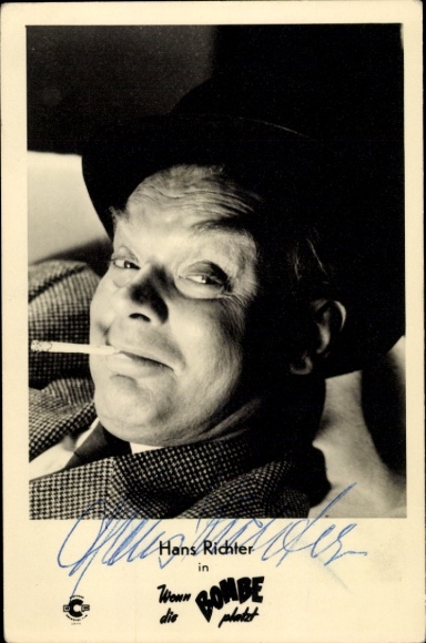 Postcard actor Hans Richter, portrait, When the bomb bursts, autograph