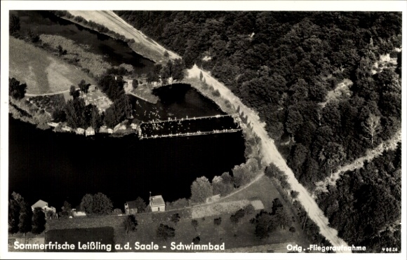 Postcard Leißling an der Saale, aerial photograph of the swimming pool