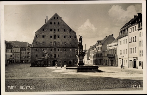KP Zittau w Saksonii, Neustadt, plac, fontanna