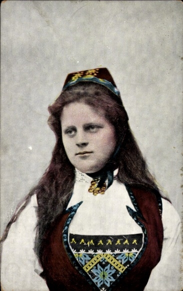 Postcard Woman in Norwegian Costume, portrait