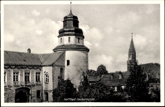 KP Ueckermünde w Meklemburgii na Pomorzu Przednim, wieża zamkowa, wieża kościelna