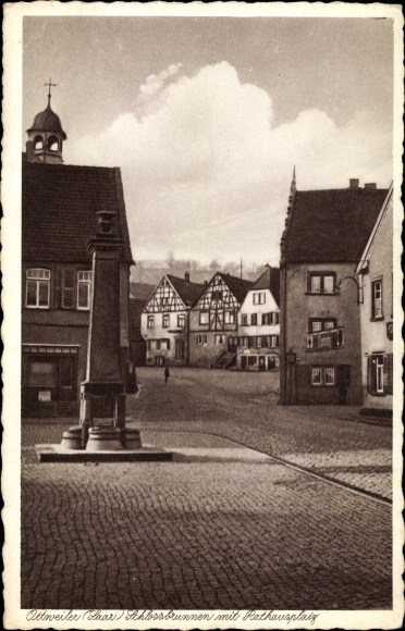 Postcard Ottweiler in the district of Neunkirchen Saarland, castle fountain with town hall square