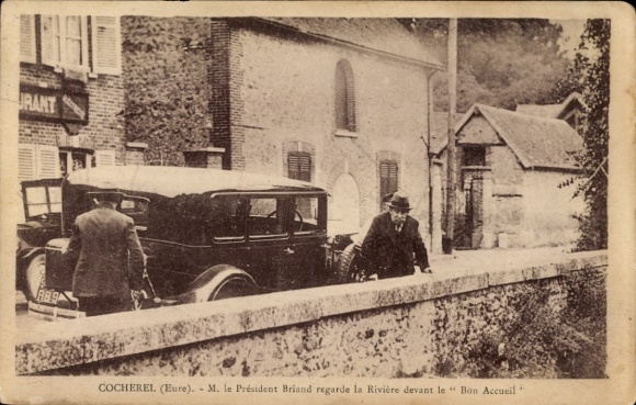 Postcard Cocherel Eure, car, President Briand, river, building, Bon Accueil