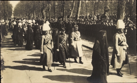 Ak Beisetzung Kaiserin Auguste Viktoria, Kronprinzessin, Eitel Friedrich, August Wilhelm, Adalbert