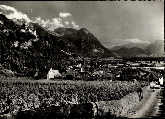 KP Vaduz Liechtenstein, widok na miasto, zamek