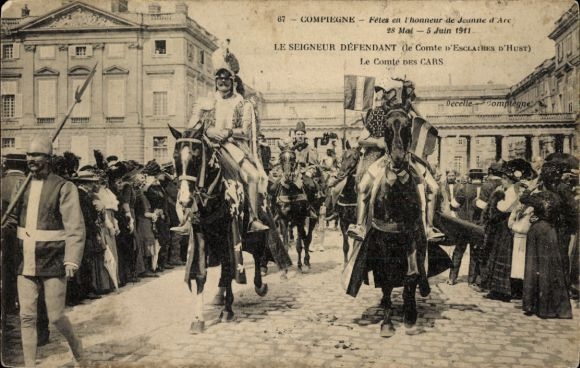 Postcard Compiègne Oise, festival in honor of Joan of Arc, the lord who defended Count Esclaides de Hust