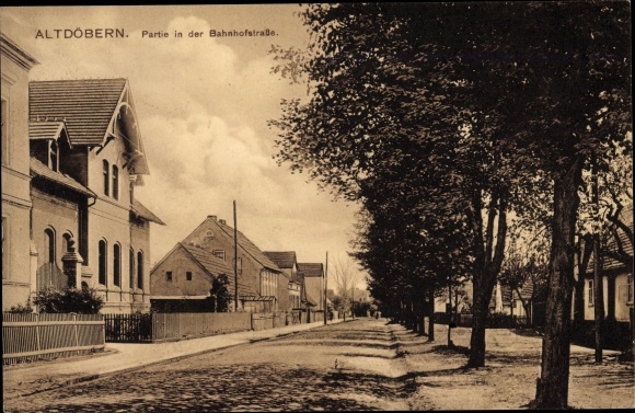Postcard Altdöbern in Niederlausitz, Bahnhofstrasse