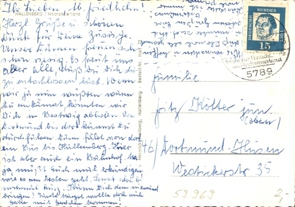 Ak Hallenberg im Sauerland, Teilansicht, Kirchturm, Fachwerkhäuser